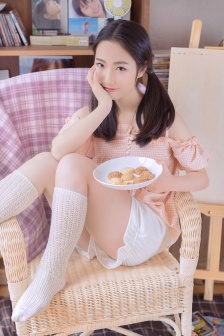 明星专题：李佳